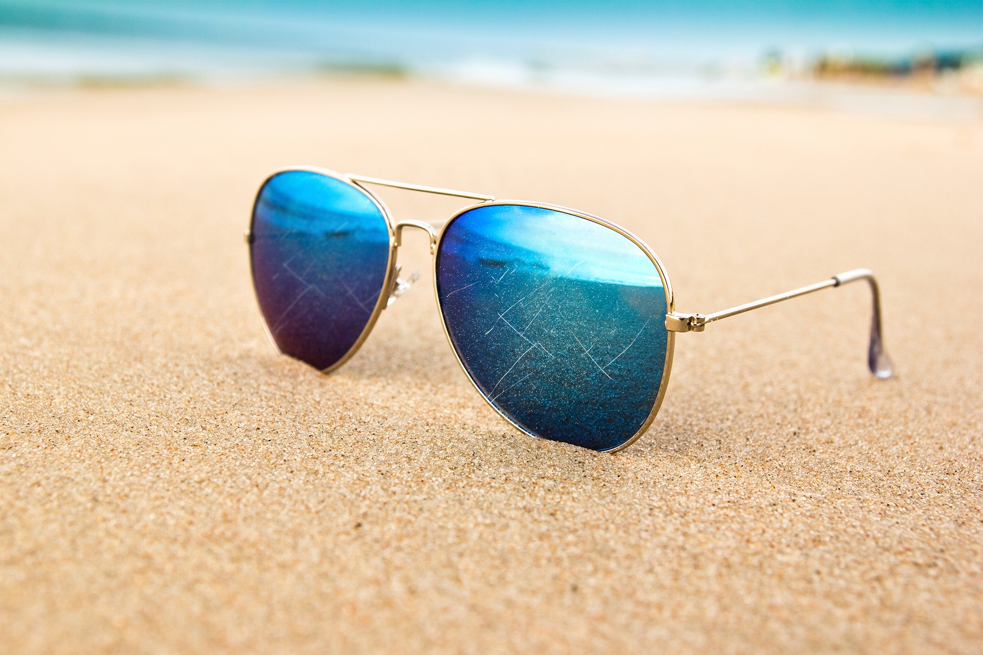 Comment réparer des verres de lunettes de soleil rayés - OPTIQUE